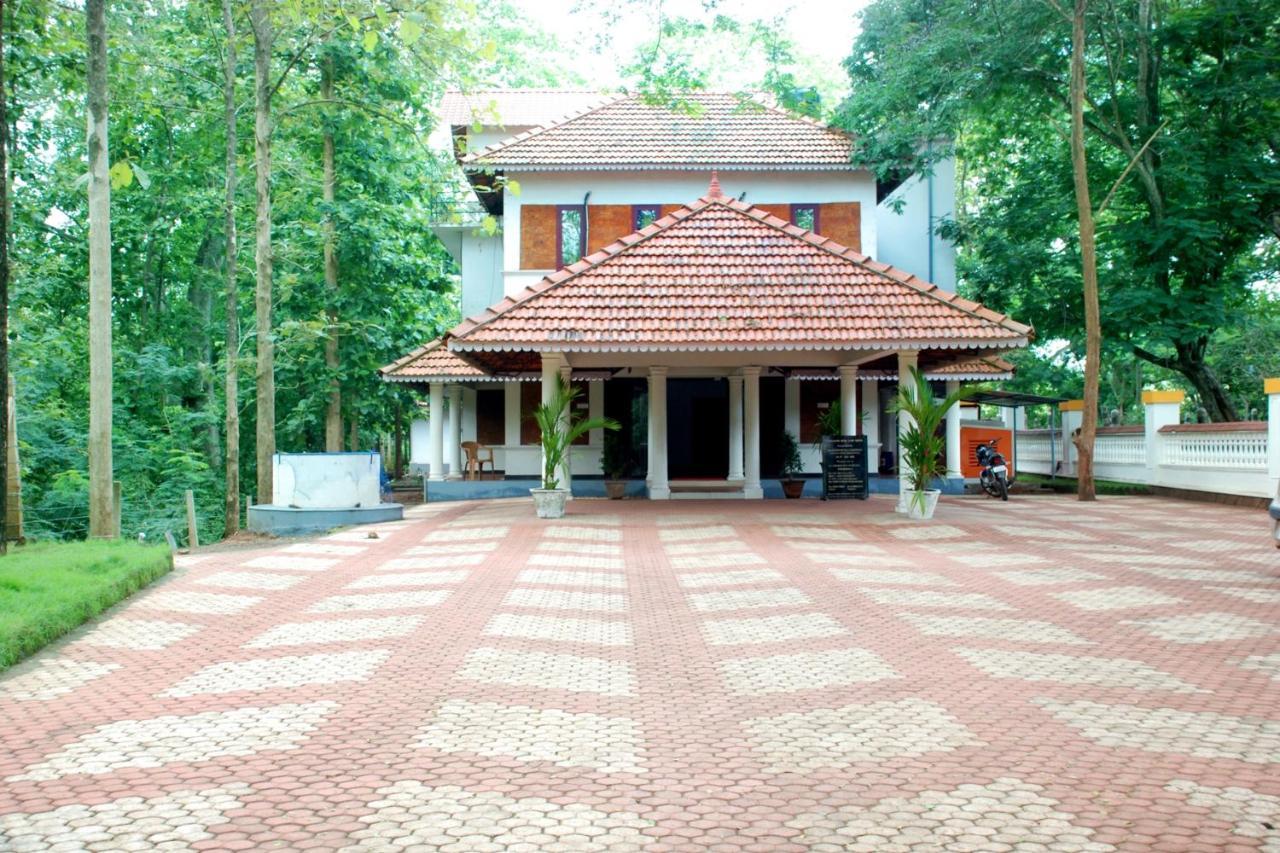 Hotel Ktdc Tamarind, Nilambūr Extérieur photo